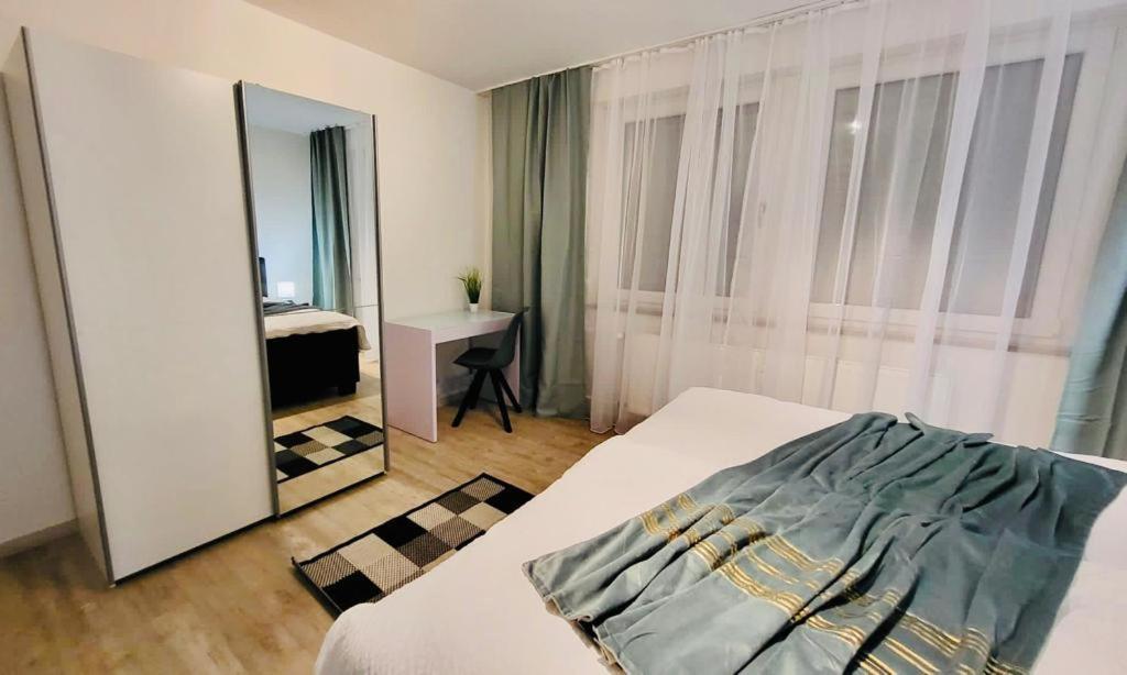4Rooms Central-Modern Near Mtu With Balcony, The Beach By Lakescape Fewos Friedrichshafen Ngoại thất bức ảnh